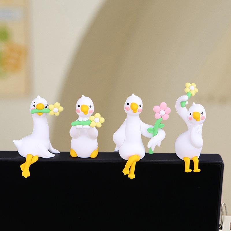 Cute 3D Duck Figurine Mini Res - Car Accessories Gift Ideas ulasan dan harga